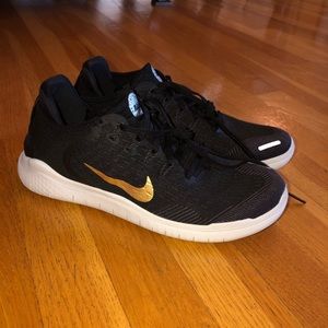 Women’s Nike free run
